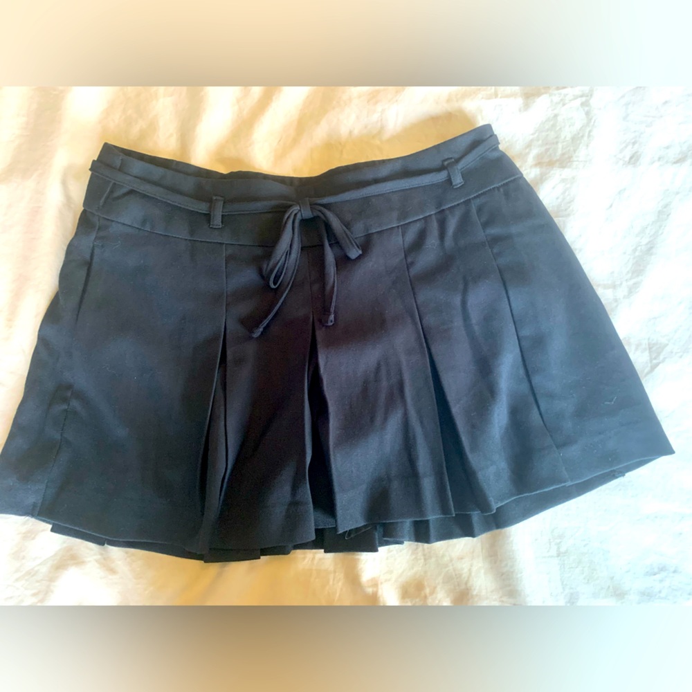 Women's Black Pleated Skort